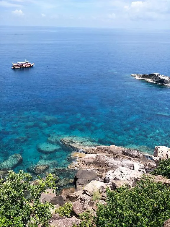 Moondance Magic View Bungalow Koh Tao 2*,